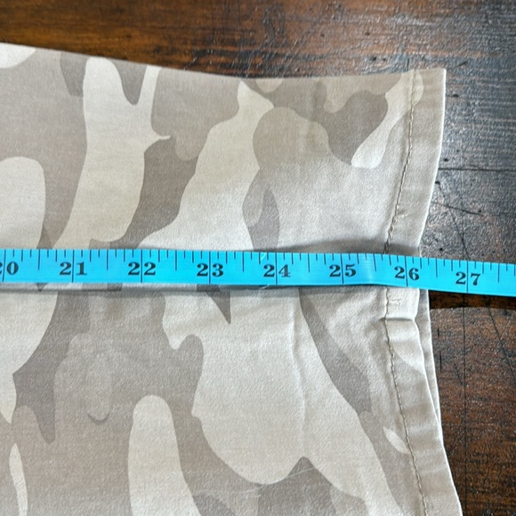 Democracy Ab-solution Light Camo Print Pants - Picture 9 of 9